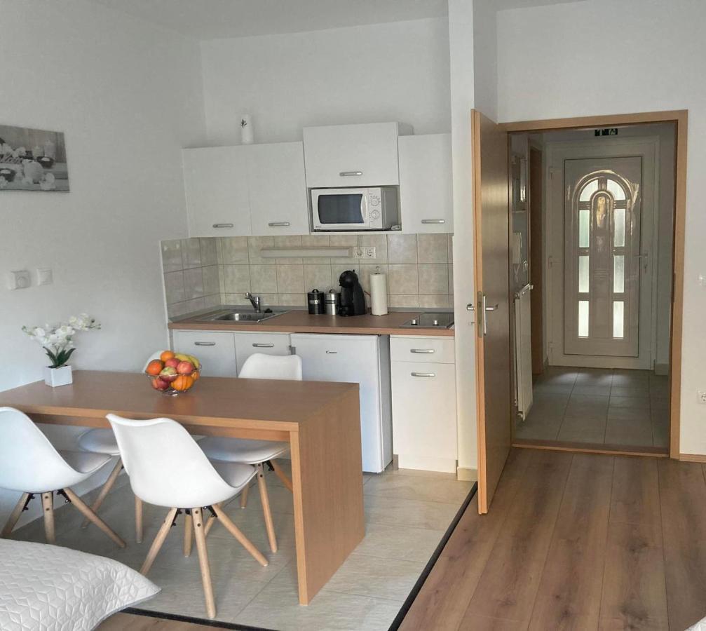 Jade Apartman Hévíz Buitenkant foto